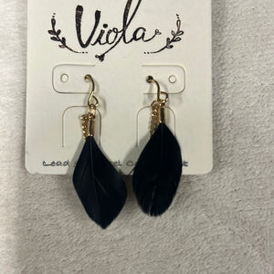Simple Feathers Earring