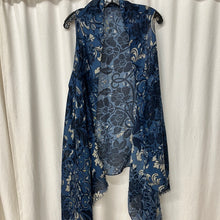 Load image into Gallery viewer, Shades Of Blue Vest Kimono
