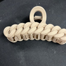 Load image into Gallery viewer, MF Large Zig Zag &amp; Braided Hair Clip
