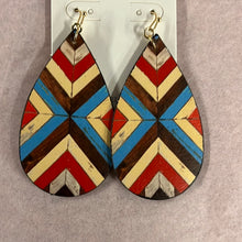 Load image into Gallery viewer, Take it out West Earrings
